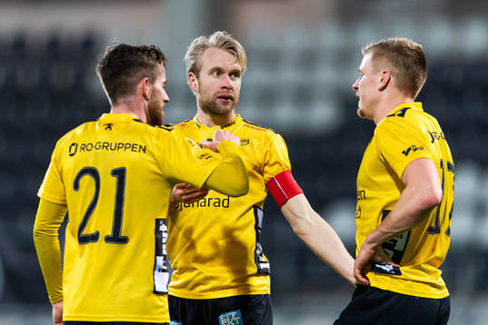 Elfsborgs Rasmus Alm och Johan Larsson jublar med