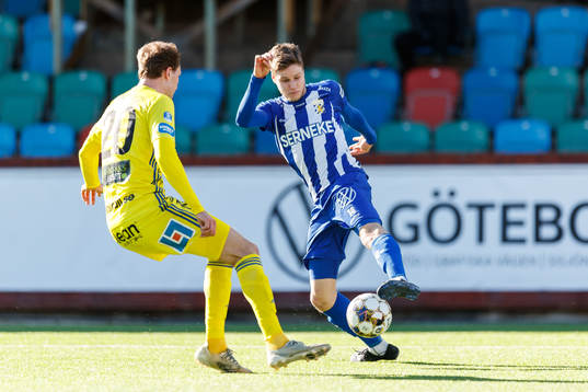 Sundsvalls Niklas Dahlström och IFK Göteborg Gustaf Norlin