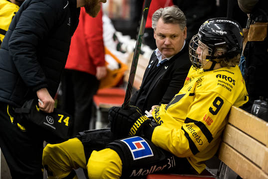 Västerås assisterande tränare Lars Ivarssonoch
