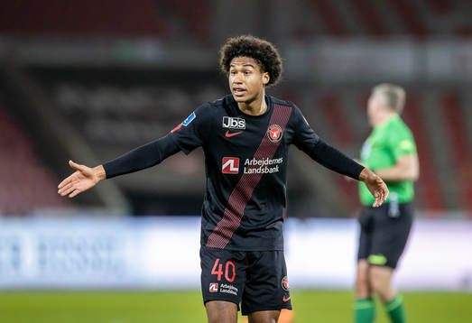 [DK=20210228: Jens-Lys Cajuste (40), FC Midtjylland]