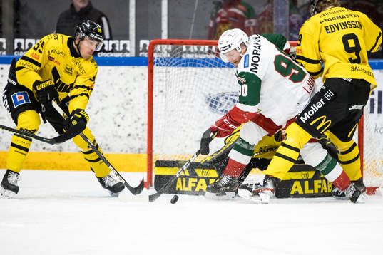 Moras Daniel Ljungren och Västerås Alex Trivellato