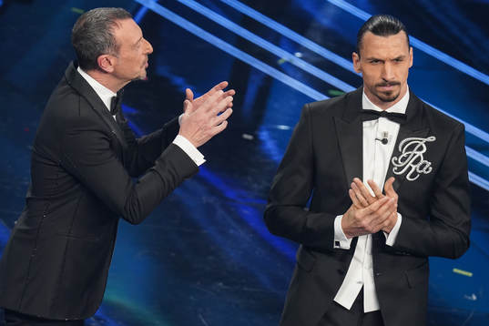Bläddra bland fler bilder av Football, Zlatan Ibrahimovic, Sanremo festival 2021