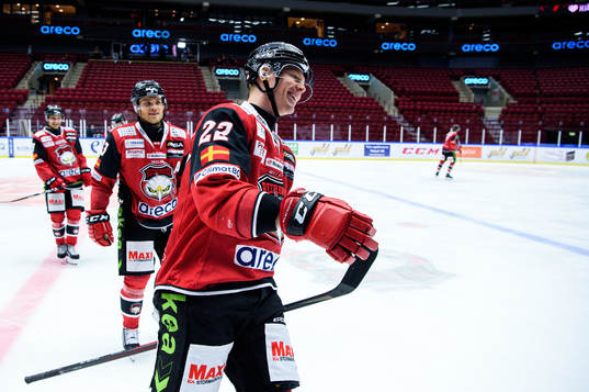 Malmö Redhawks Lars Bryggman jublar