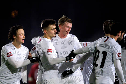 Bläddra bland fler bilder av Fotboll, Träningsmatch, Örgryte - Lindome