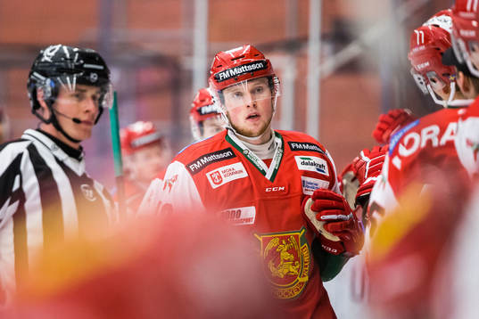 Moras Oskar Stål-Lyrenäs jublar