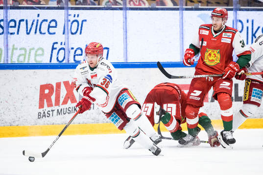Modos Sebastian Ohlssonunder ishockeymatchen i