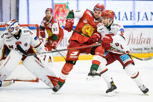 Moras Måns Carlsson och Modos Frank Corrado