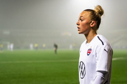 Hanna Bennison looks dejected