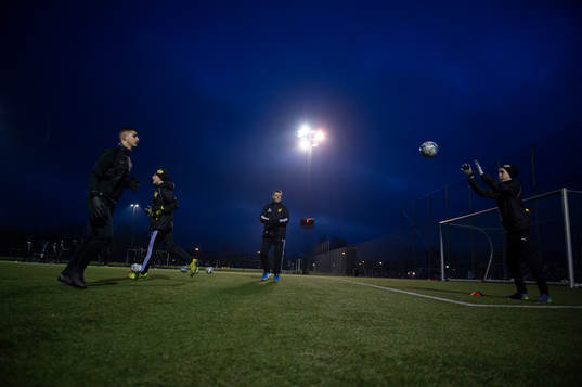 IFK Hässleholms pojkar födda 2007 tränar på