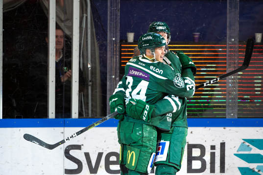 Färjestads Michael Lindqvist jublar