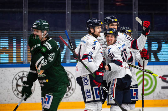 Linköpings spelare jublar