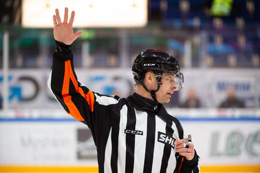 Domare Mikael Andersson