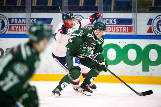 Linköpings Jarno Kärki och Färjestads Nicklas Lundgren