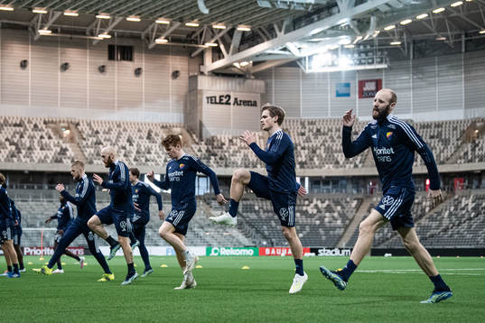 Hampus Finndell och Curtis Edwards