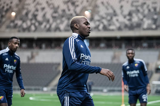 Joel Asoro