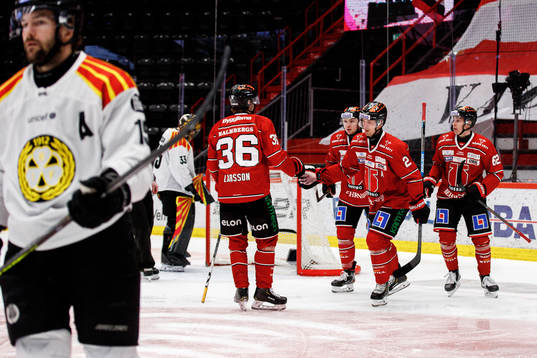 Örebros Emil Larsson , Robert Leino och Rasmus Rissanen
