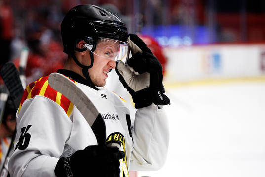 Brynäs Linus Ölund deppar
