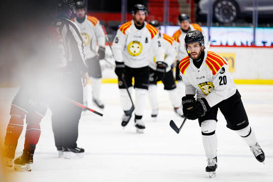 Brynäs Oula Palve jublar