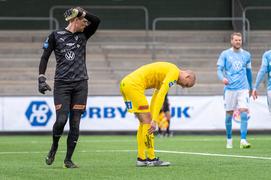 Halmstads målvakt Malkolm Nilsson Säfqvist och Andreas