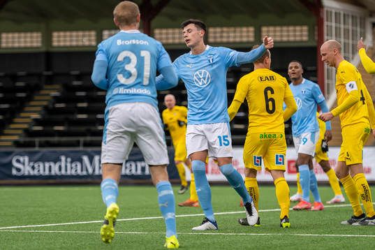 Malmö FFs Anel Ahmedhodzic deppar