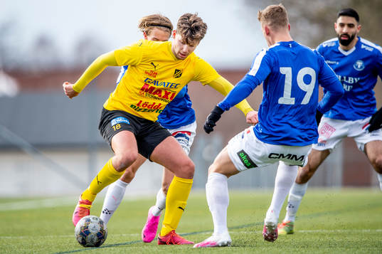 Löddes Nils Runnberg mot Trelleborgs Tobias Karlsson