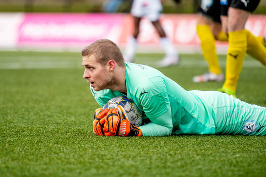 Löddes målvakt Oliver Lindstedt