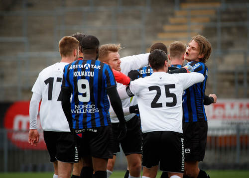 Domare Bojan Pandzic, Sirius Marcus Mathisen och Tim