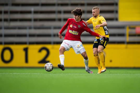 Falkenbergs Matthew Garbett och Elfsborgs Simon Strand