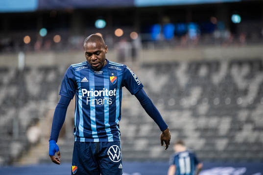 Djurgårdens Edward Chilufya deppar