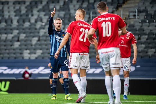 Djurgårdens Kalle Holmberg jublar
