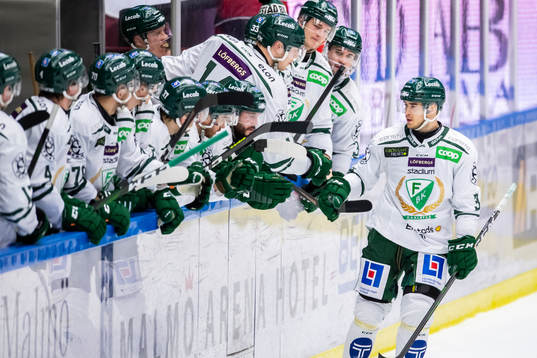 Färjestads Michael Lindqvist jublar