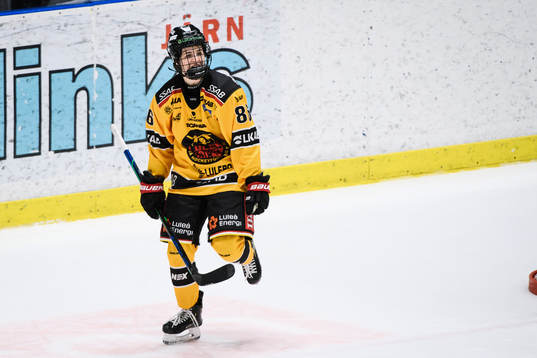 Luleås Michela Cava jublar