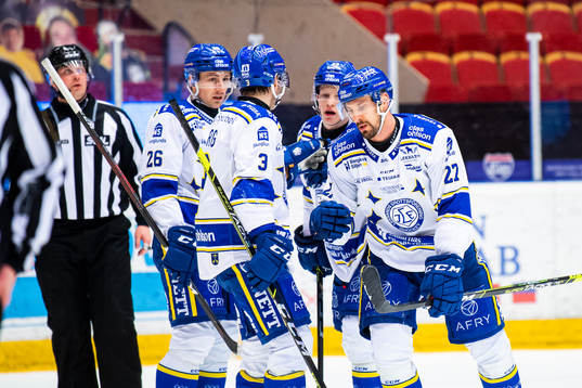 Leksands Marek Hrivik jublar med lagkamrater