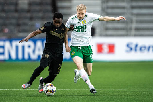 s Erick Otieno och Hammarbys Gustav Ludwigson