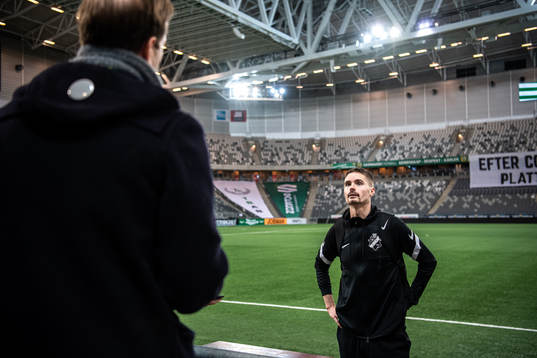 s Mikael Lustig