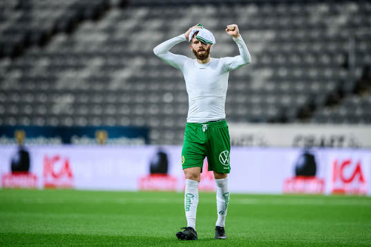 Hammarbys Simon Sandberg jublar