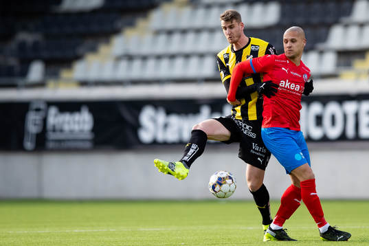 Häckens Johan Hammar och Helsingborgs Anthony van