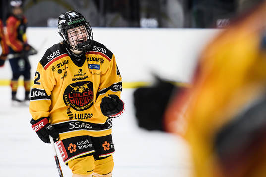 Luleås Viivi Vainikka jublar
