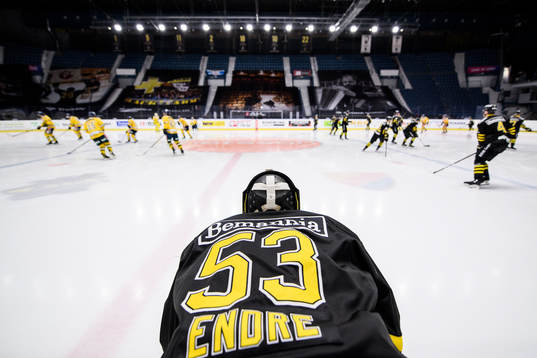s målvakt Claes Endre
