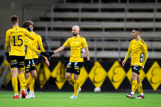 Elfsborgs Robert Gojani jublar