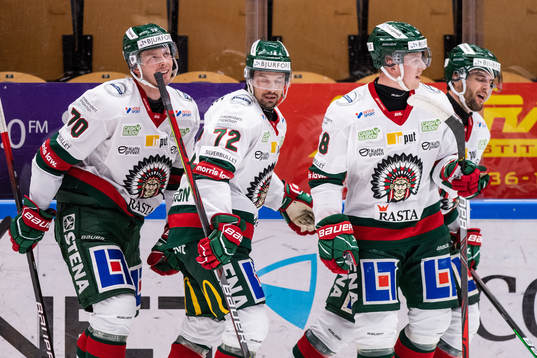 Frölundas Stefan Elliot (h) jublar