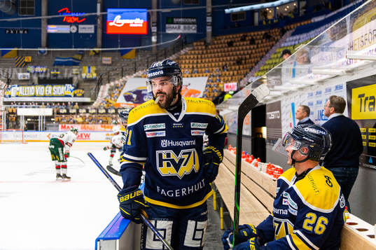 s Linus Fröberg och Alexander Bergström i periodpaus
