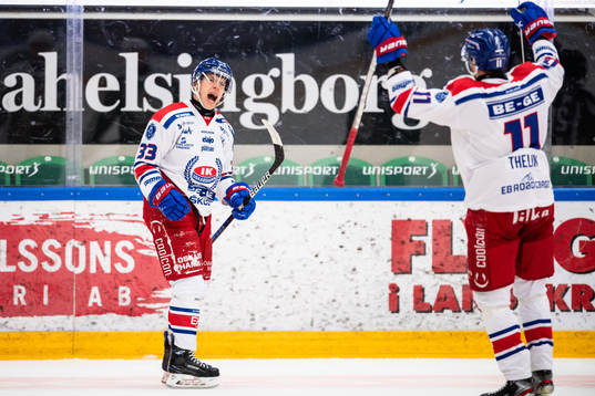Oskarshamns Filiph Engsund jublar