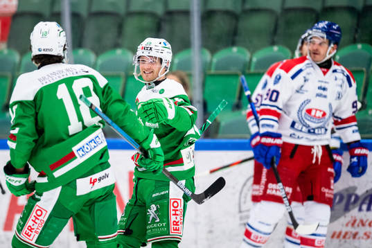 Rögles Simon Ryfors jublar