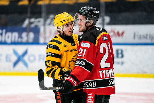 Skellefteås Andreas Wingerli och Luleås Juhani Tyrväinen