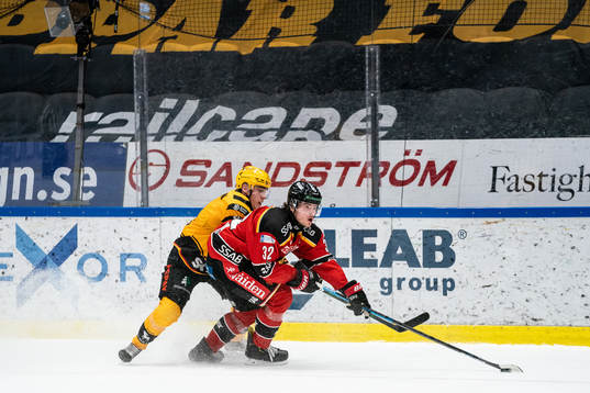 Skellefteås Adam Wilsby och Luleås Oscar Engsund