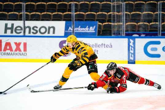 Skellefteås Pär Lindholm och Luleås Isac Brännström