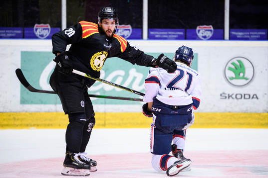 Brynäs Oula Palve och Linköpings Daniel Ljungman