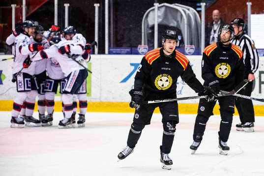 Brynäs Adam Pettersson och Niclas Andersén deppar