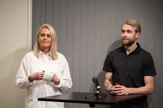 Damlagets Ellen Larsson och herrlagets Johan Larsson